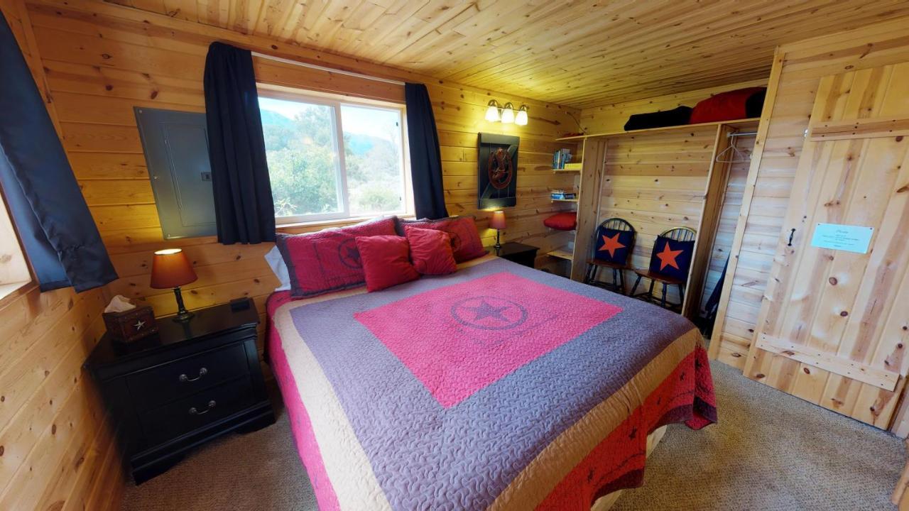 White Pine Cabin By Canyonlands Lodging Monticello Exterior photo